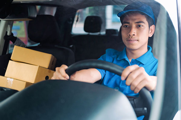 The best fleet driving safety course for your delivery service