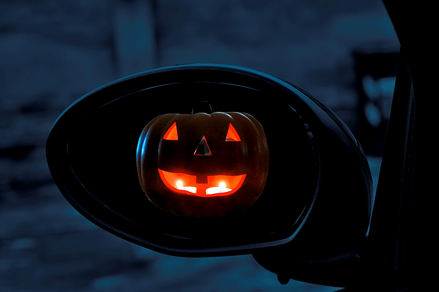 Walking and Driving Safety Tips: Don’t Be a Bump in the Night This Halloween